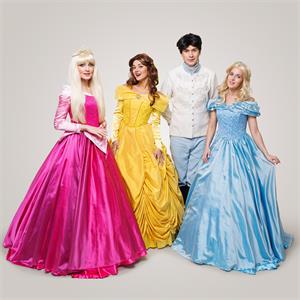 Бал принцесс: Золушка, Бель и Аврора